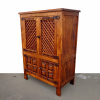 40″ wood cabinet for TV and accessories