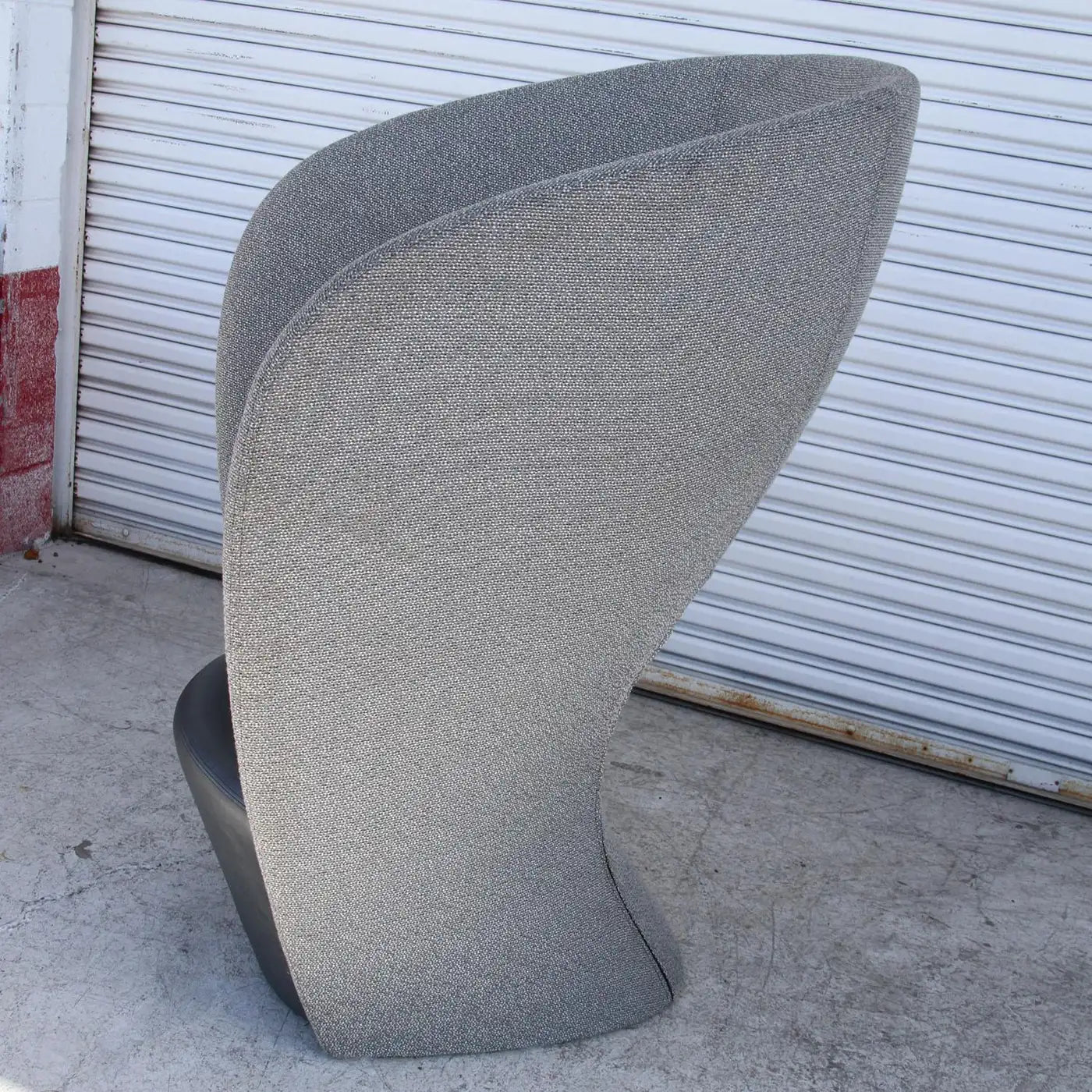 1 Hightower Shelter Lounge Chair