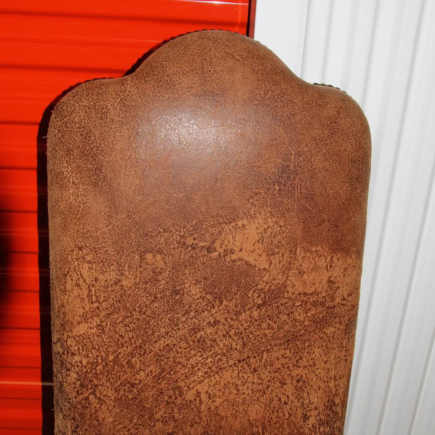 Dining room set of 6 Tuscon style chairs