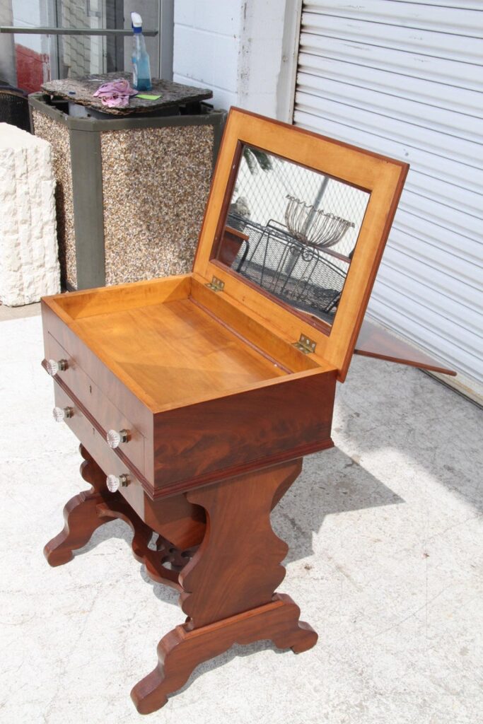 Classic walnut dressing table for bedroom