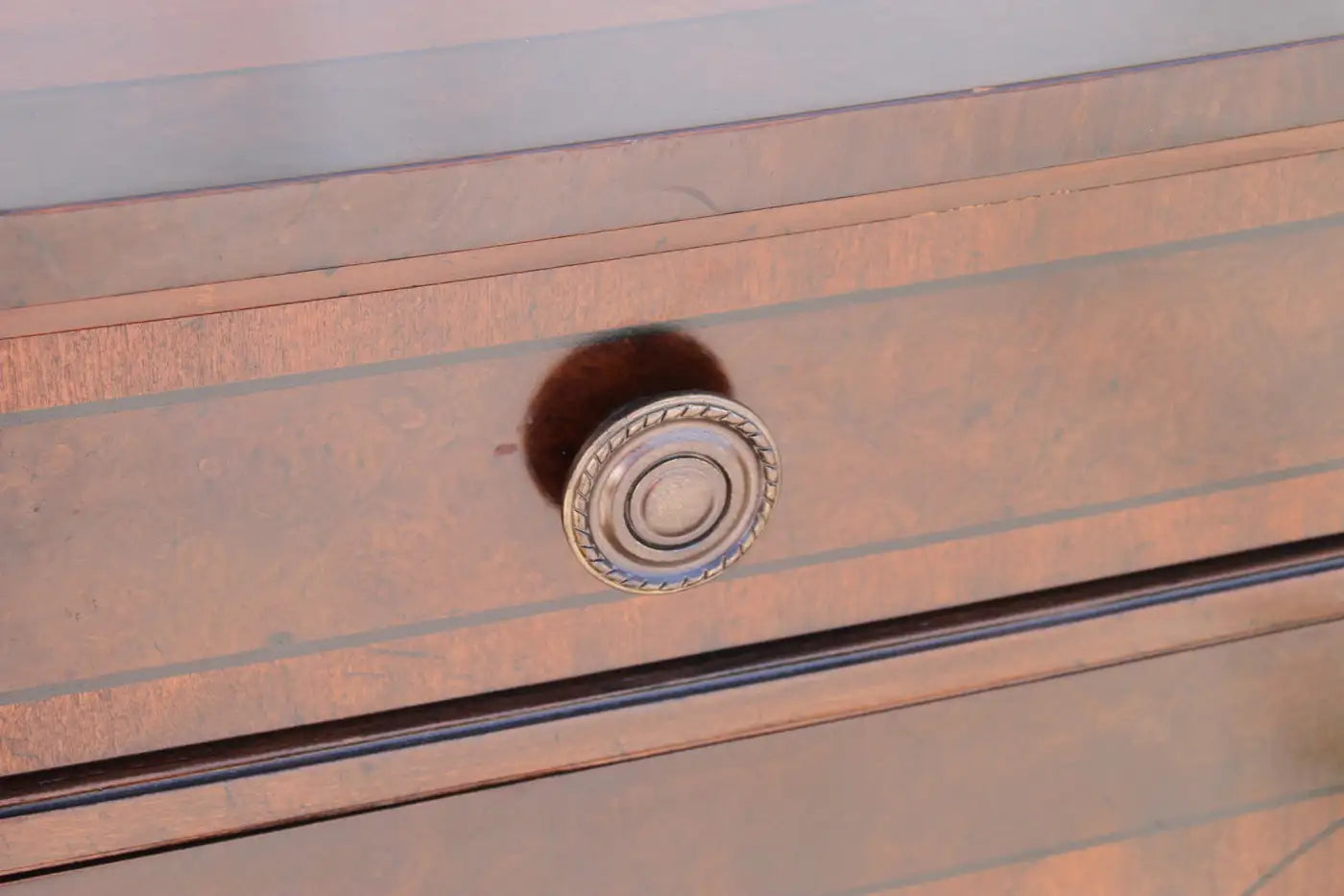 Elegant 70" modern sideboard for living room