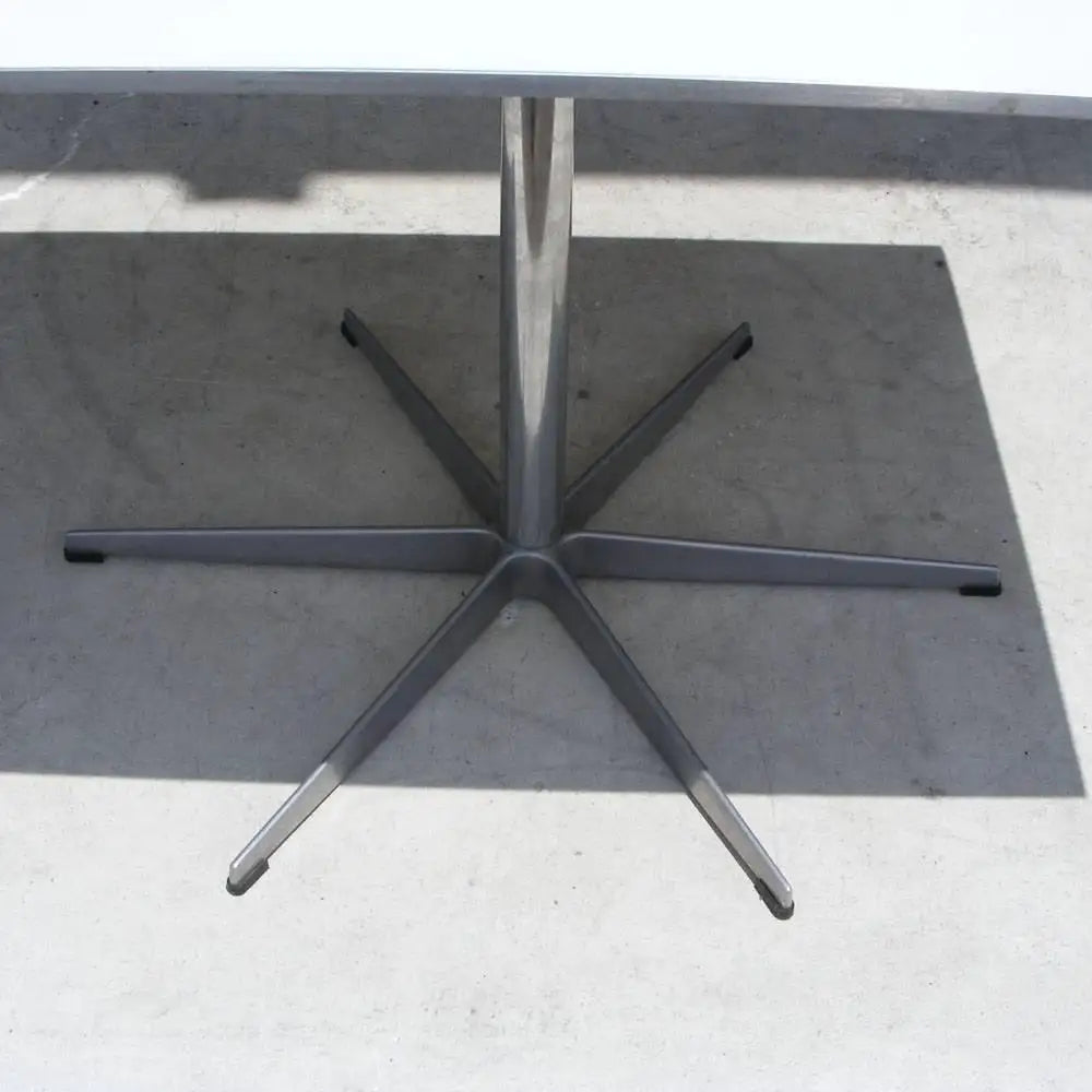 1968 Design Arne Jacobsen Piet Hein Dining Table Circular Series Six Star Pedestal Base