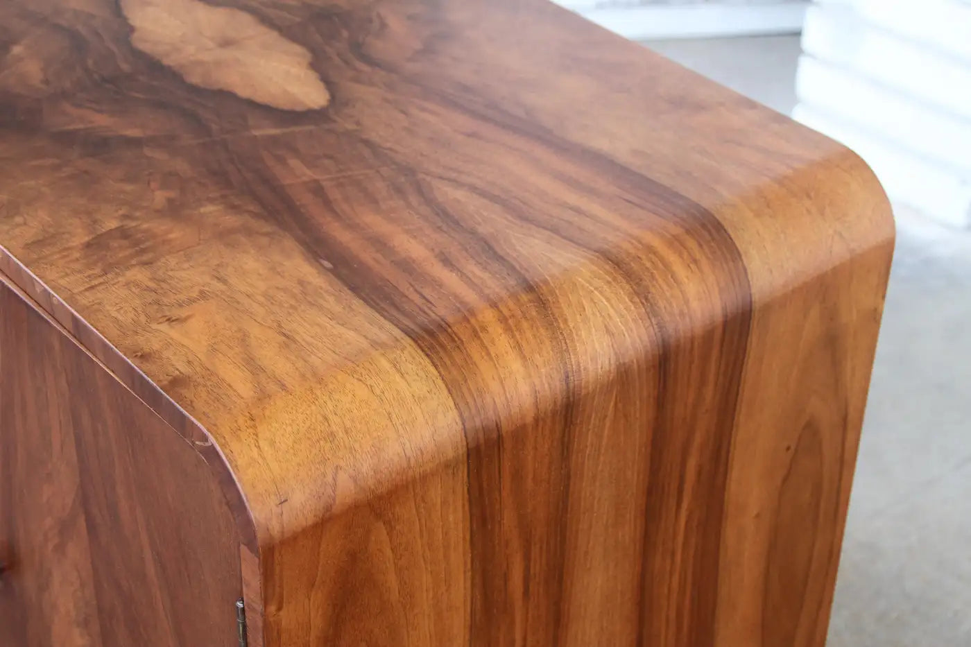 Tenax Freedlands vintage table