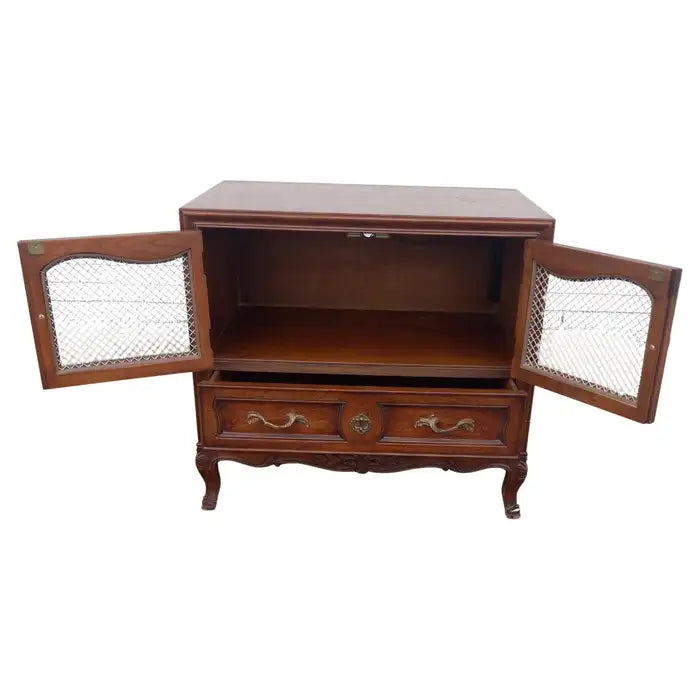 Elegant Henredon small cabinet nightstand with storage drawers.