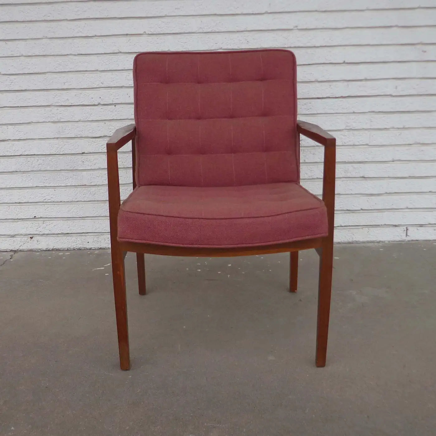Classic Knoll armchair by designer Vincent Cafiero