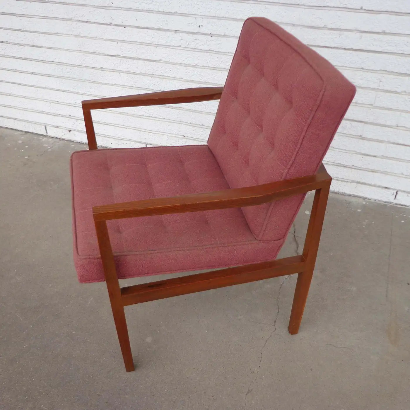 Stylish Vincent Cafiero armchair for contemporary spaces
