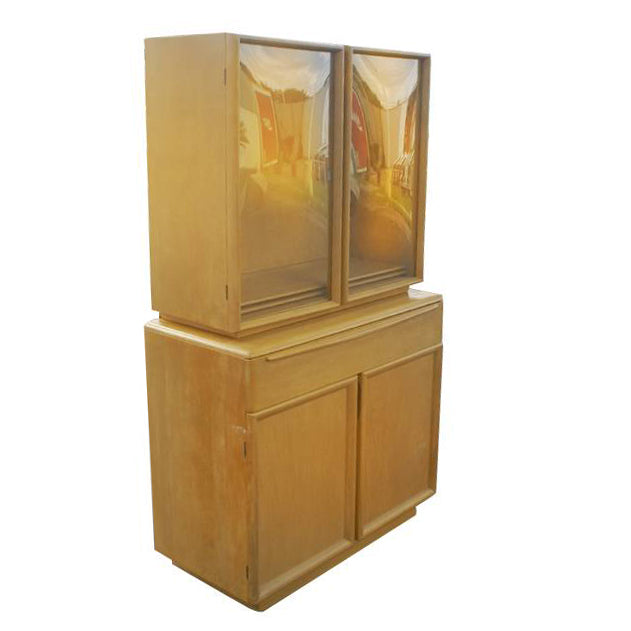 Heywood Wakefield hutch china cabinet on credenza M1545 with mid-century modern design