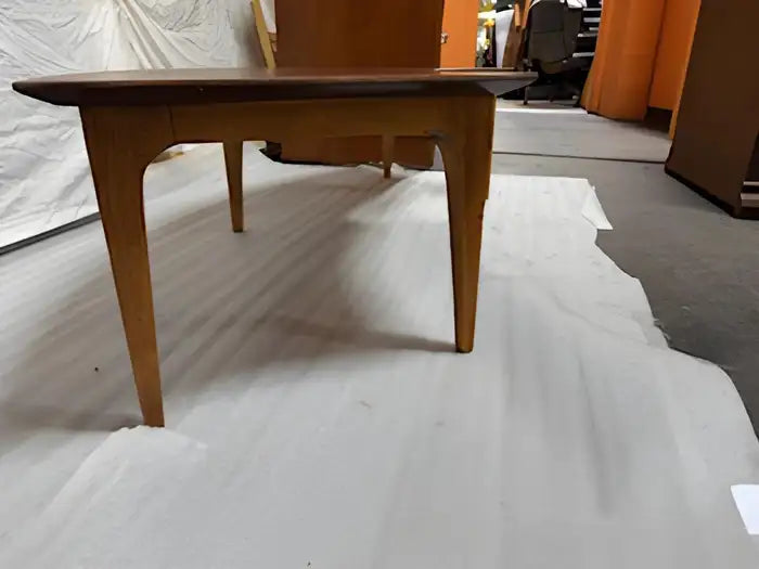Curved coffee table