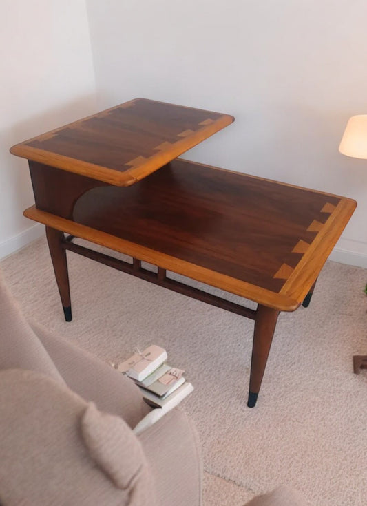 Andre Bus step end table for Lane Acclaim