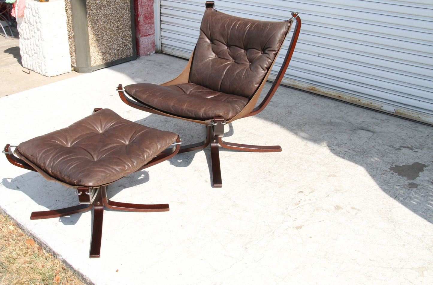 Vintage FALCON low back lounge chair with ottoman