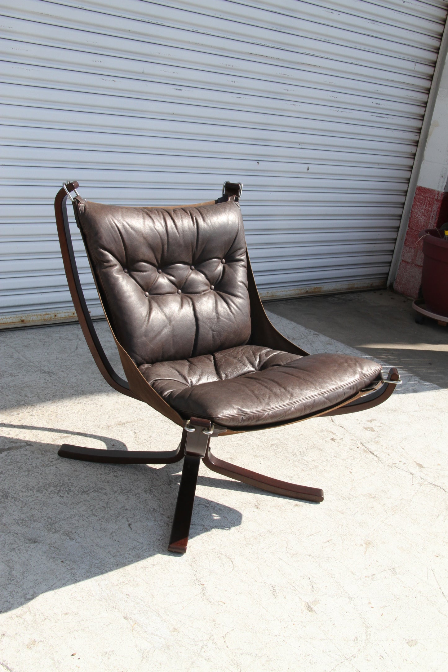 Vintage FALCON low back lounge chair with ottoman