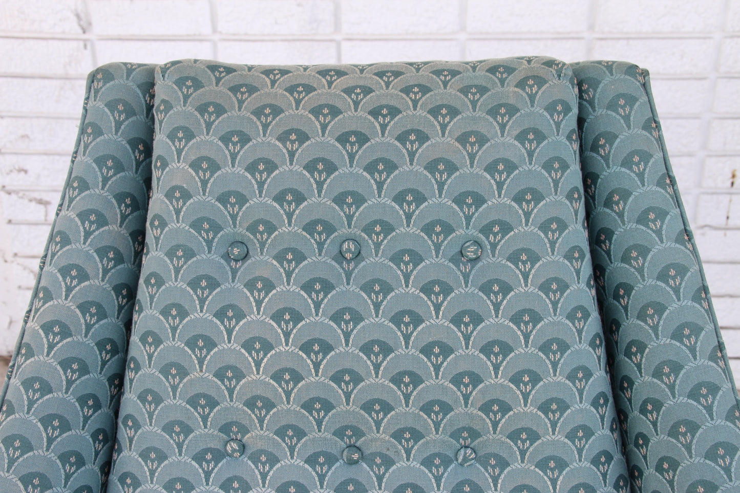Green Lounge Chair