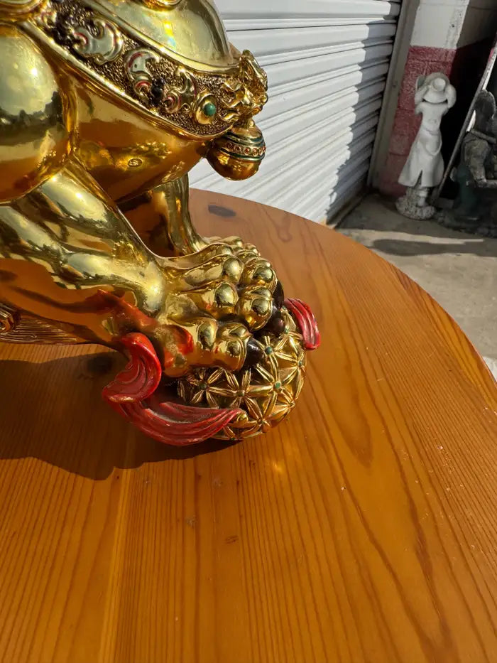 Asian guardian lion home decor
