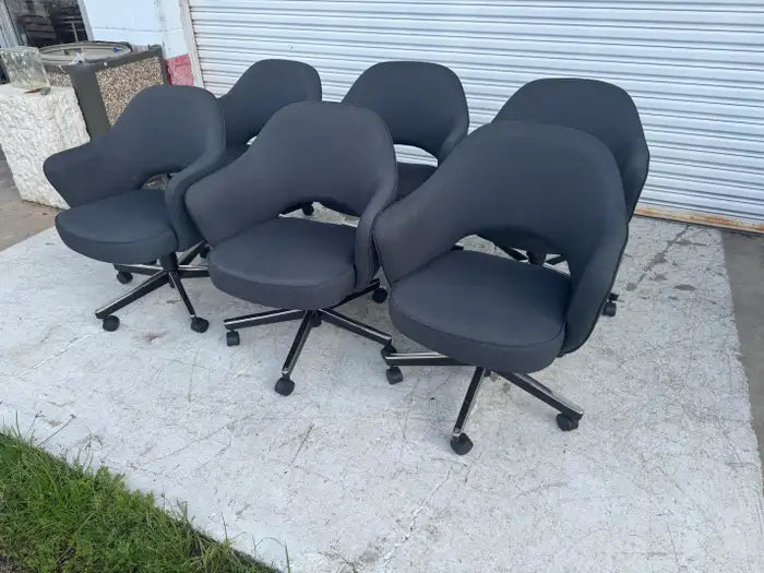 Authentic Eero Saarinen dining chair by Knoll