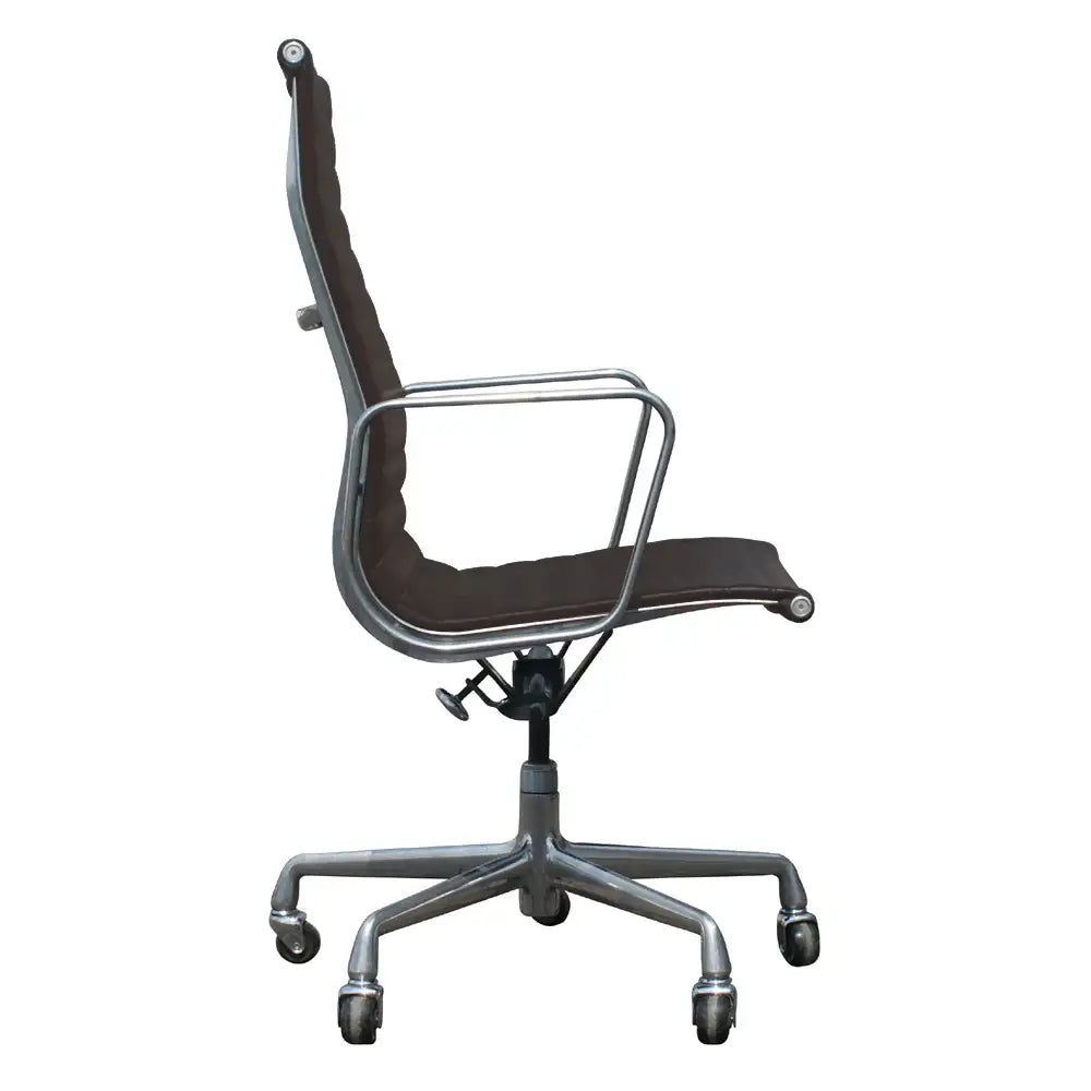 Vintage Eames executive office chair