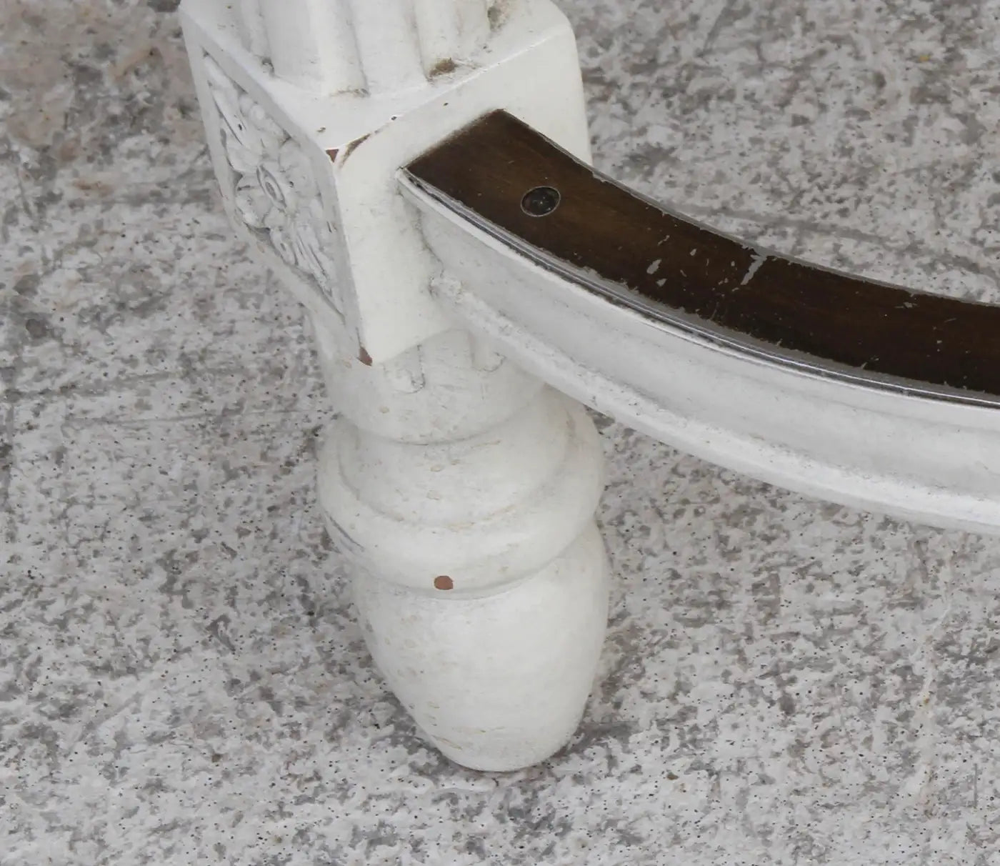 Retro French cafe bar stool set with print seats