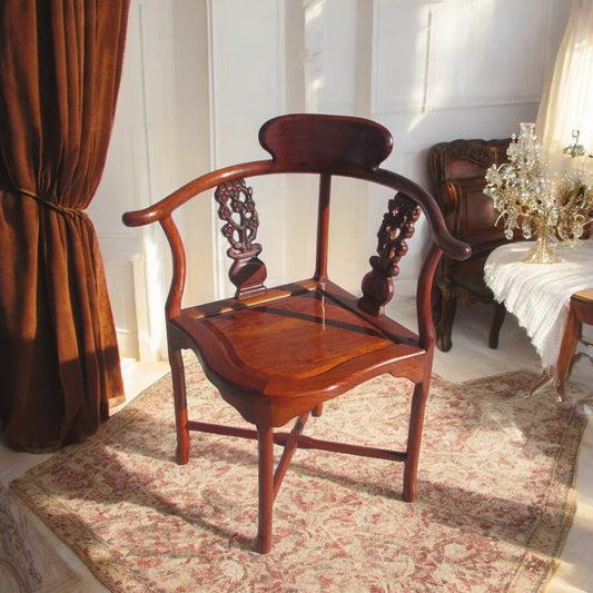 Traditional Chinese arm chair