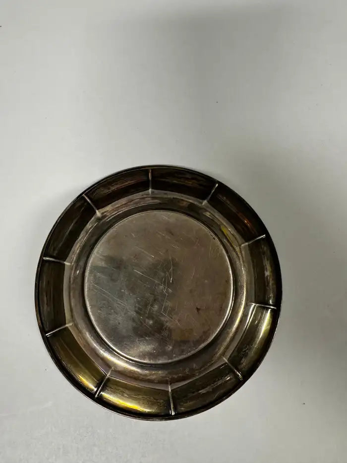 Round silver nut dish detail