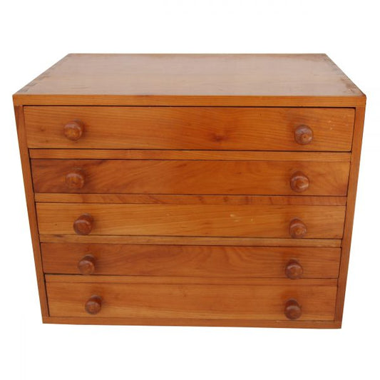 Silverware set with wooden storage box