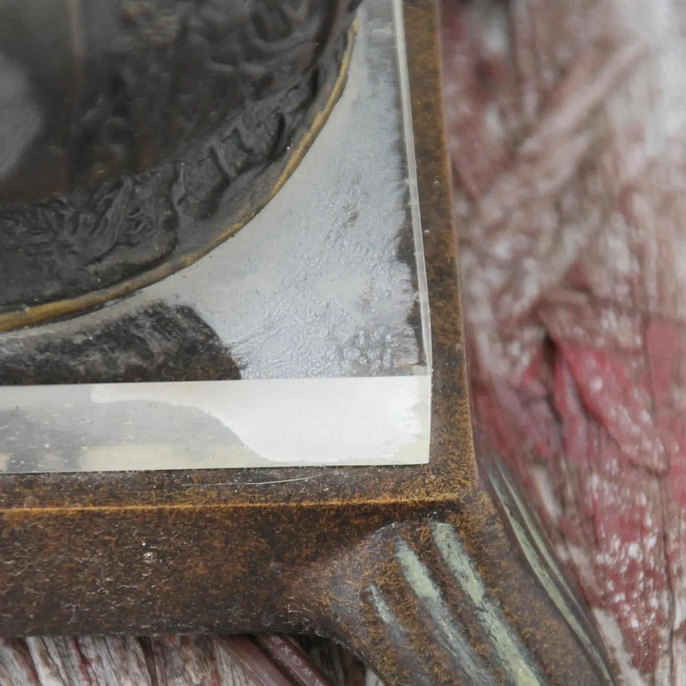 Elegant table lamp Quoizel teapot design