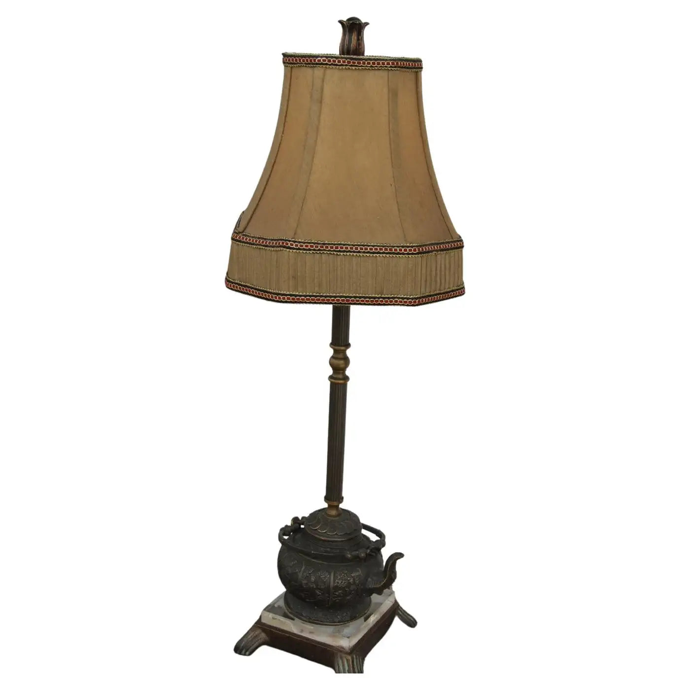 Collector’s mid-century Quoizel accent lamp