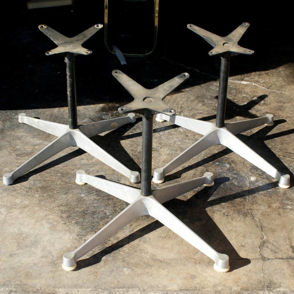 Eames Herman Miller chair contract aluminum base