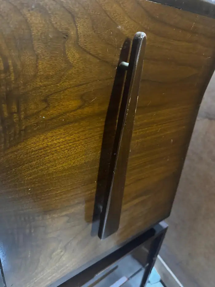 American mid century 5 drawer dresser