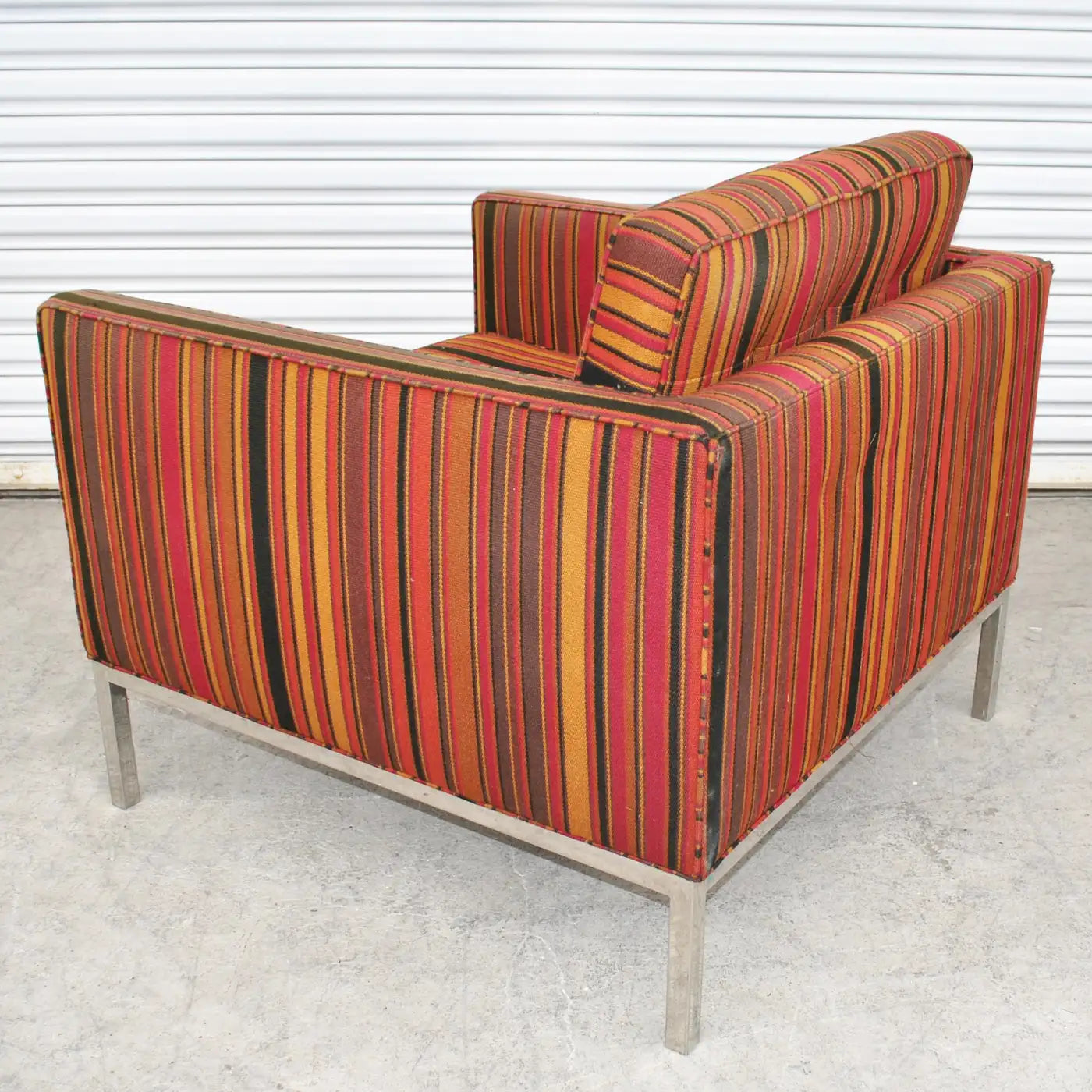 Classic Knoll striped lounge chair