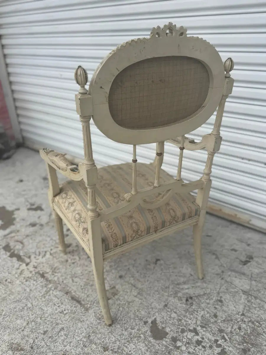 French Louis XVI style chair upholstered bergere design