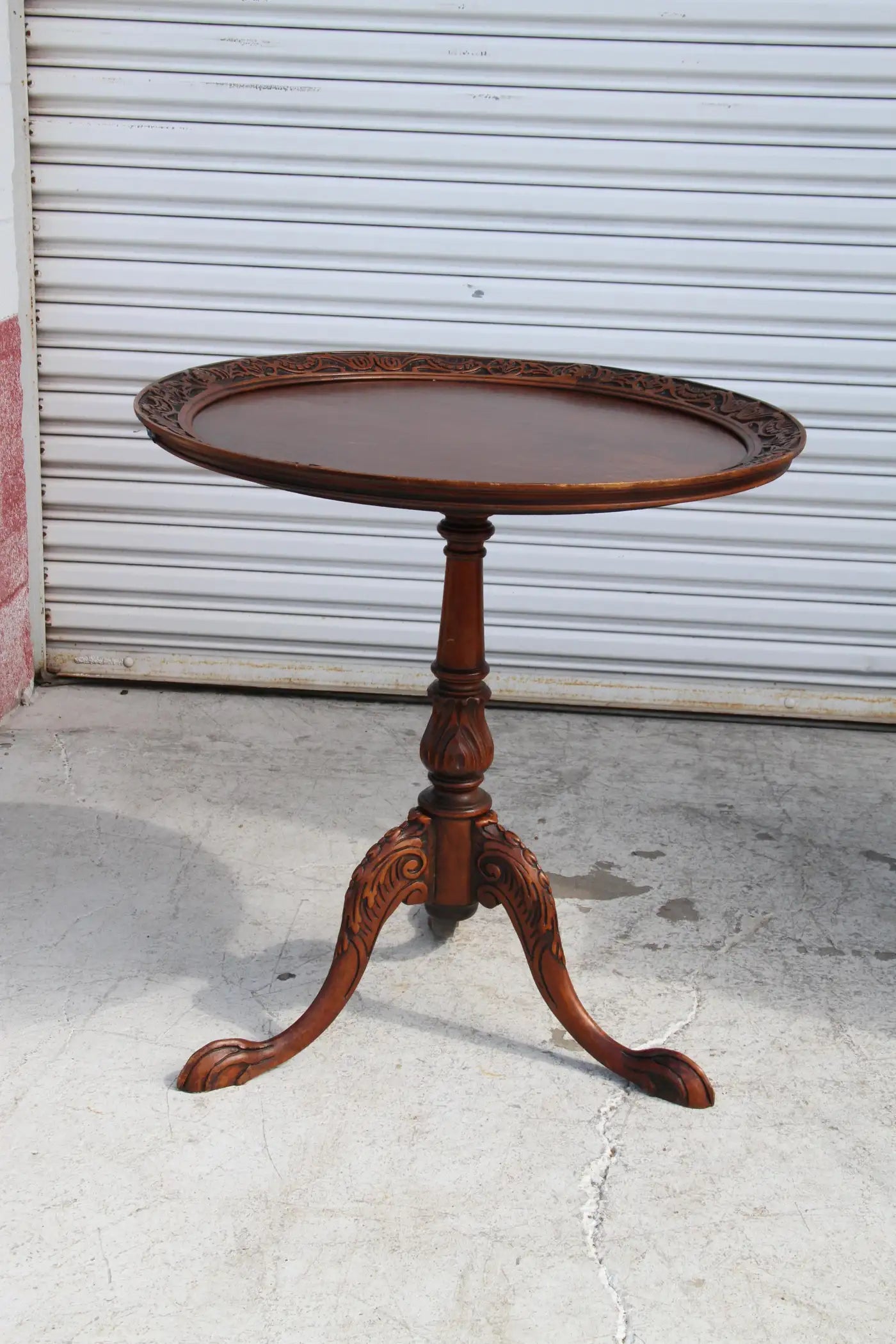 Vintage Mahogany Carved Pie Crust Accent Table
