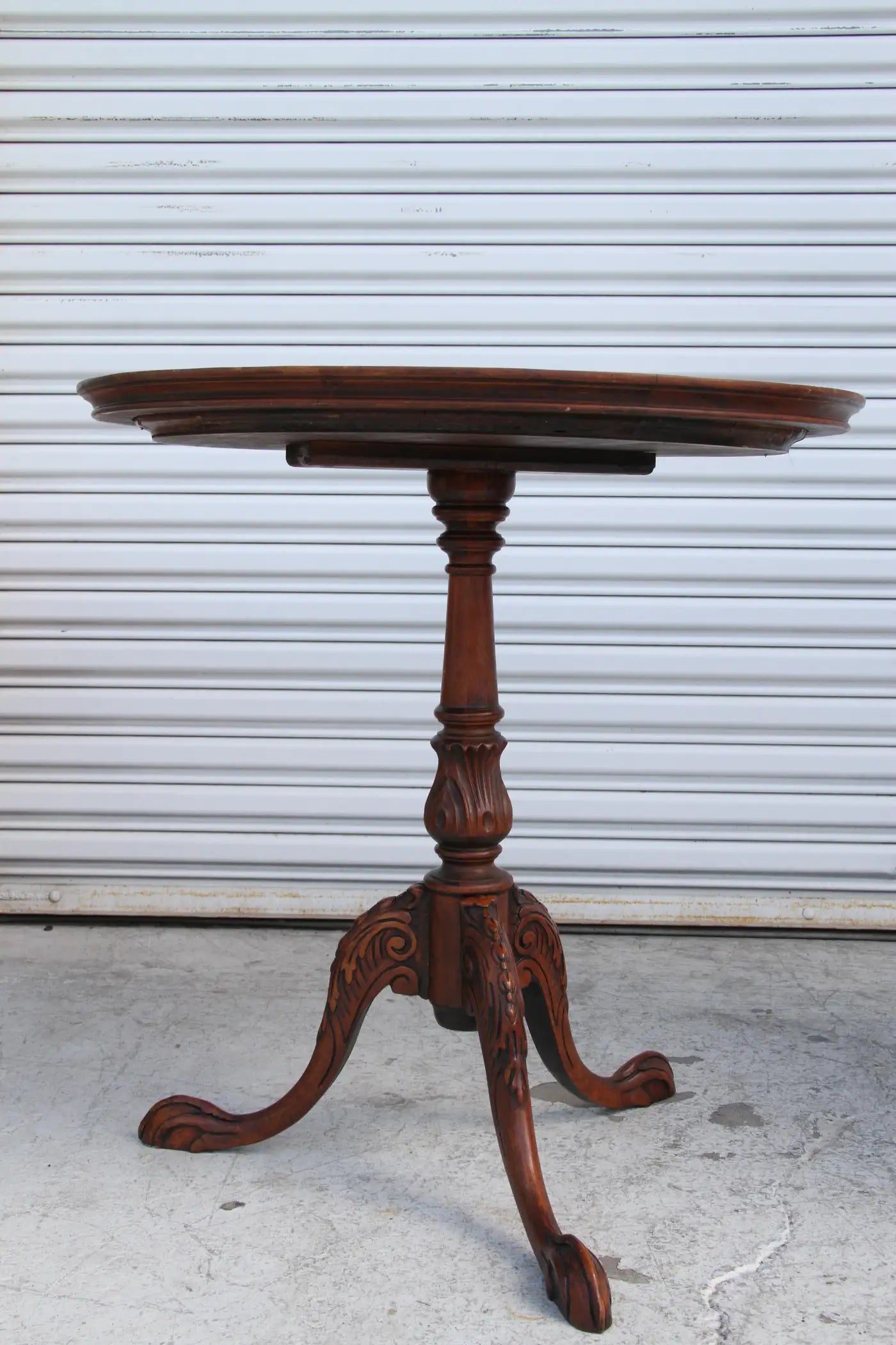 Vintage Mahogany Carved Pie Crust Accent Table