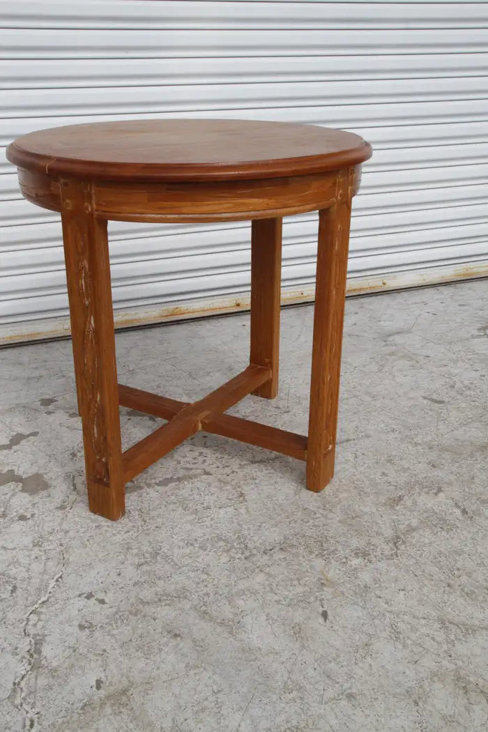 Vintage Mission Oak Round Top Occasional Table w/ Carved Legs and X Base Stretchers