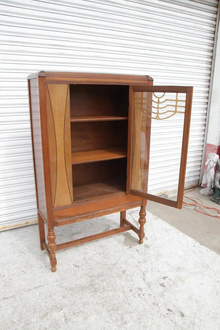 Antique 1930 Myers/Spalti Mfg Co Walnut Buffet