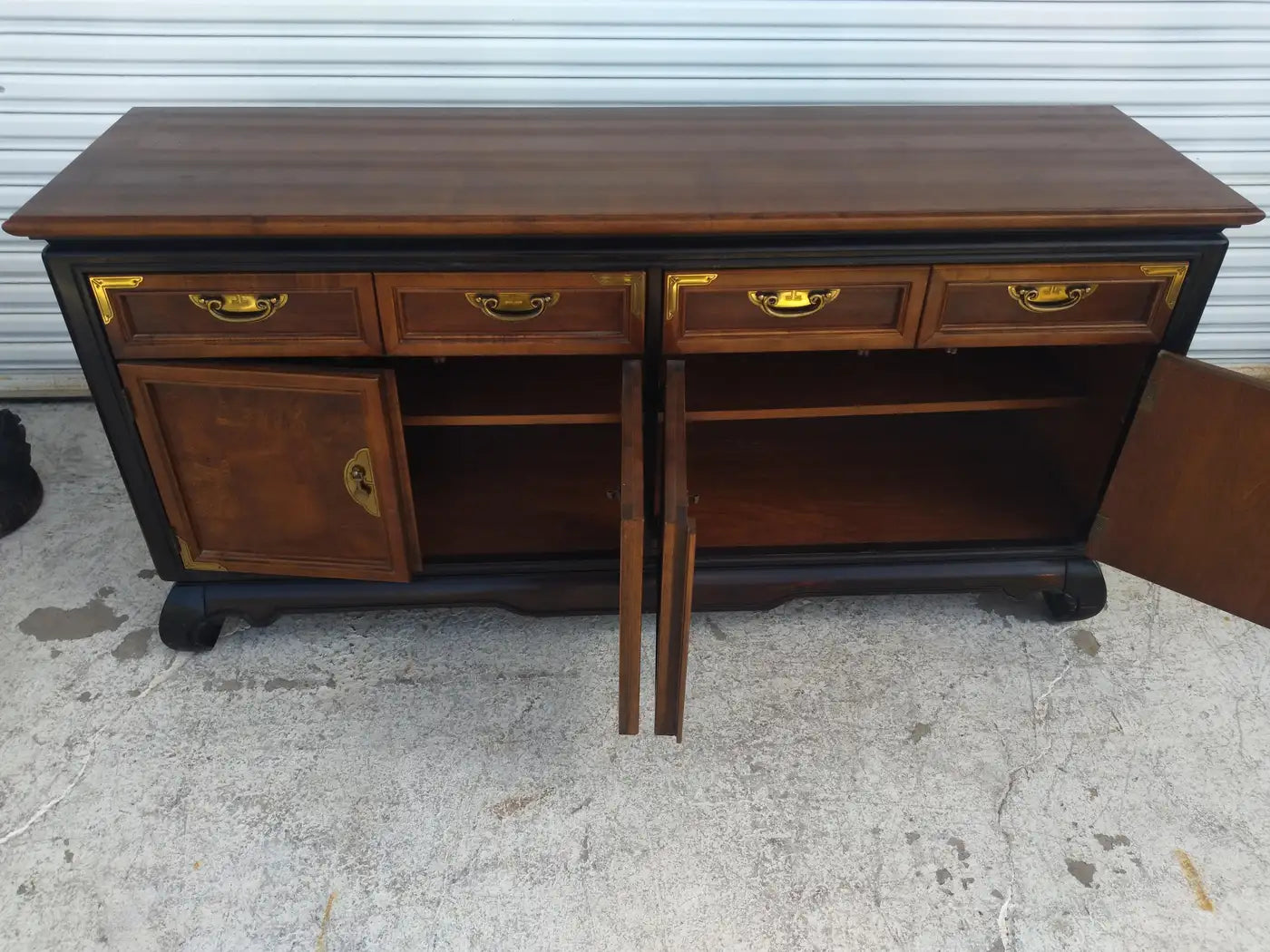 Elegant mid-century modern buffet by Broyhill