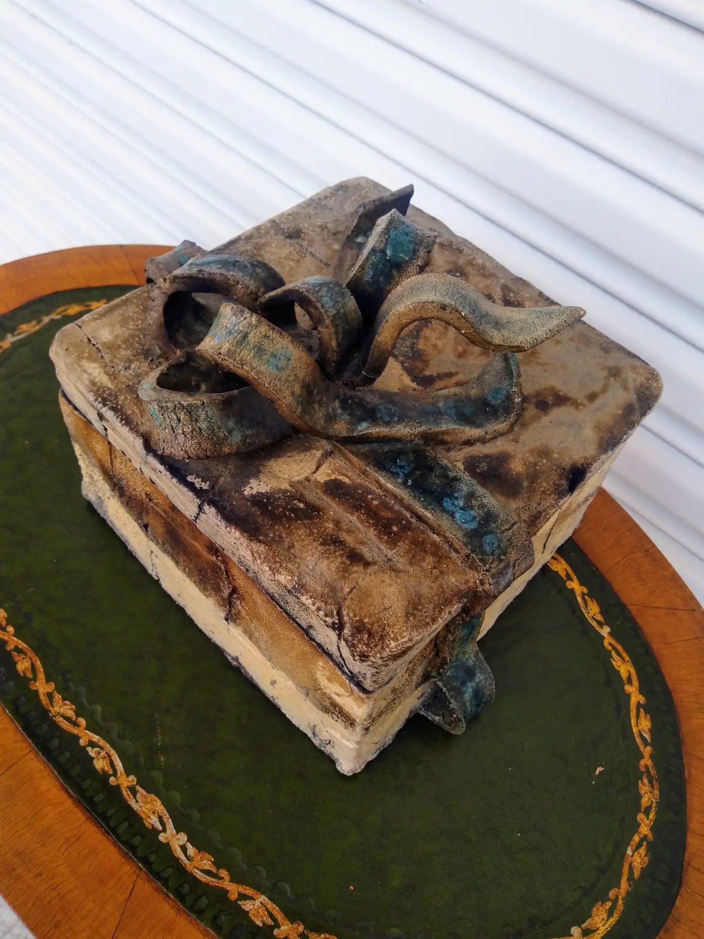Unique handmade ceramic box by Bruny Graves