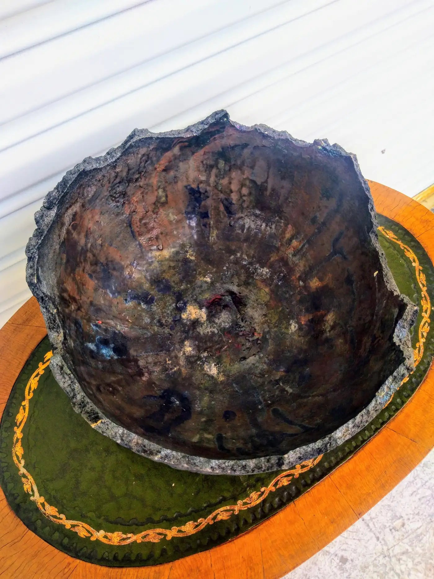 Sculptural ceramic bowl handmade by Bruny Graves