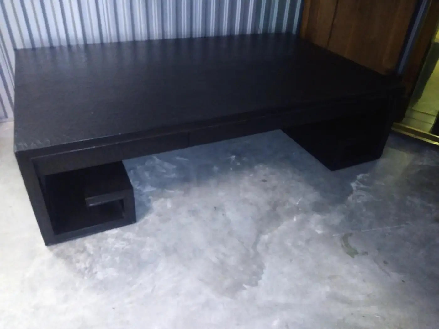 Elegant living room coffee table