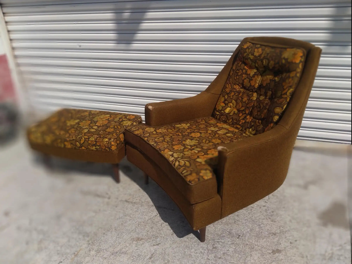 Schnadig Adrian Pearsall Style Lounge Chair and Ottoman