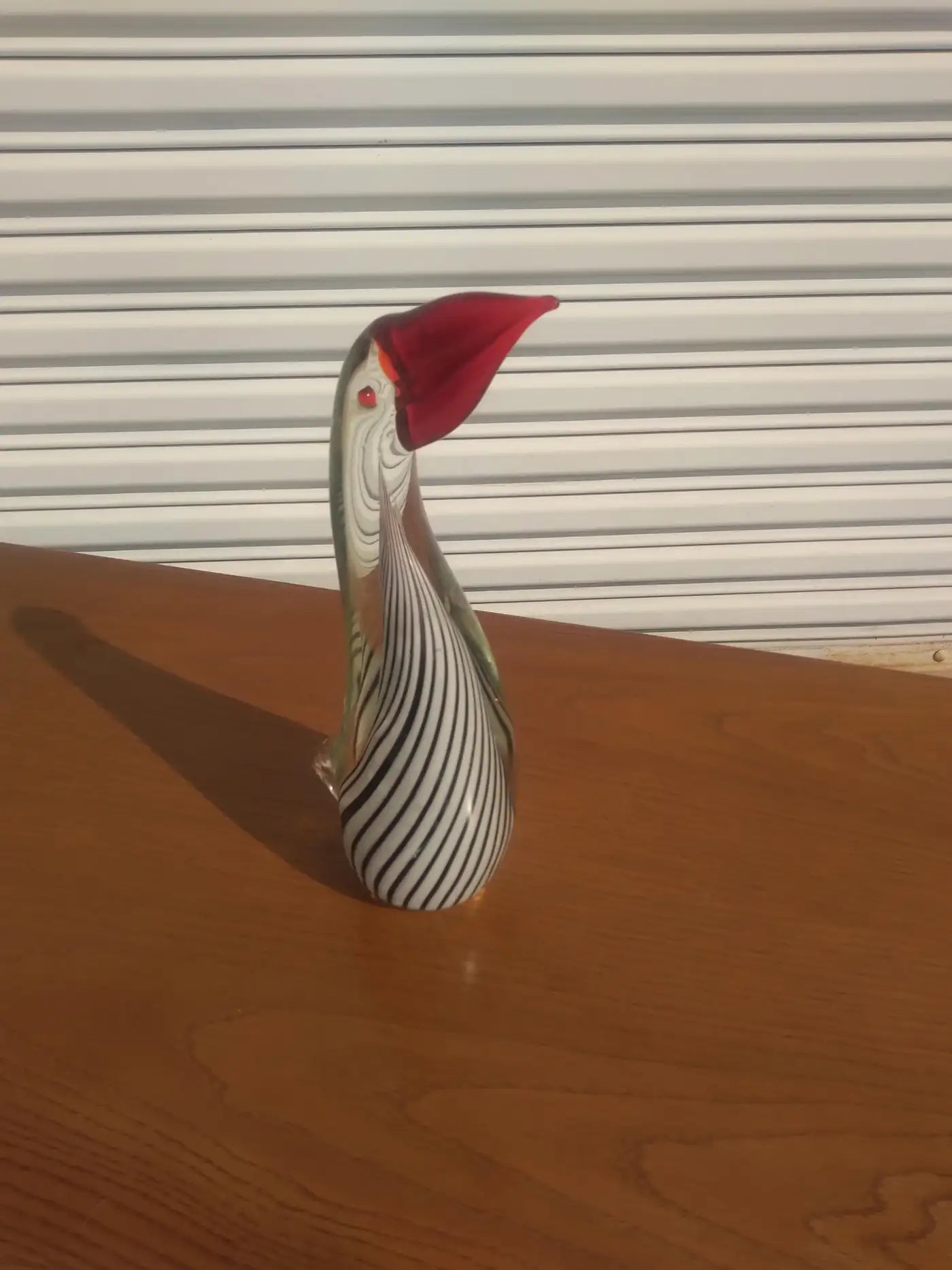 Handmade parrot sculpture in glass art