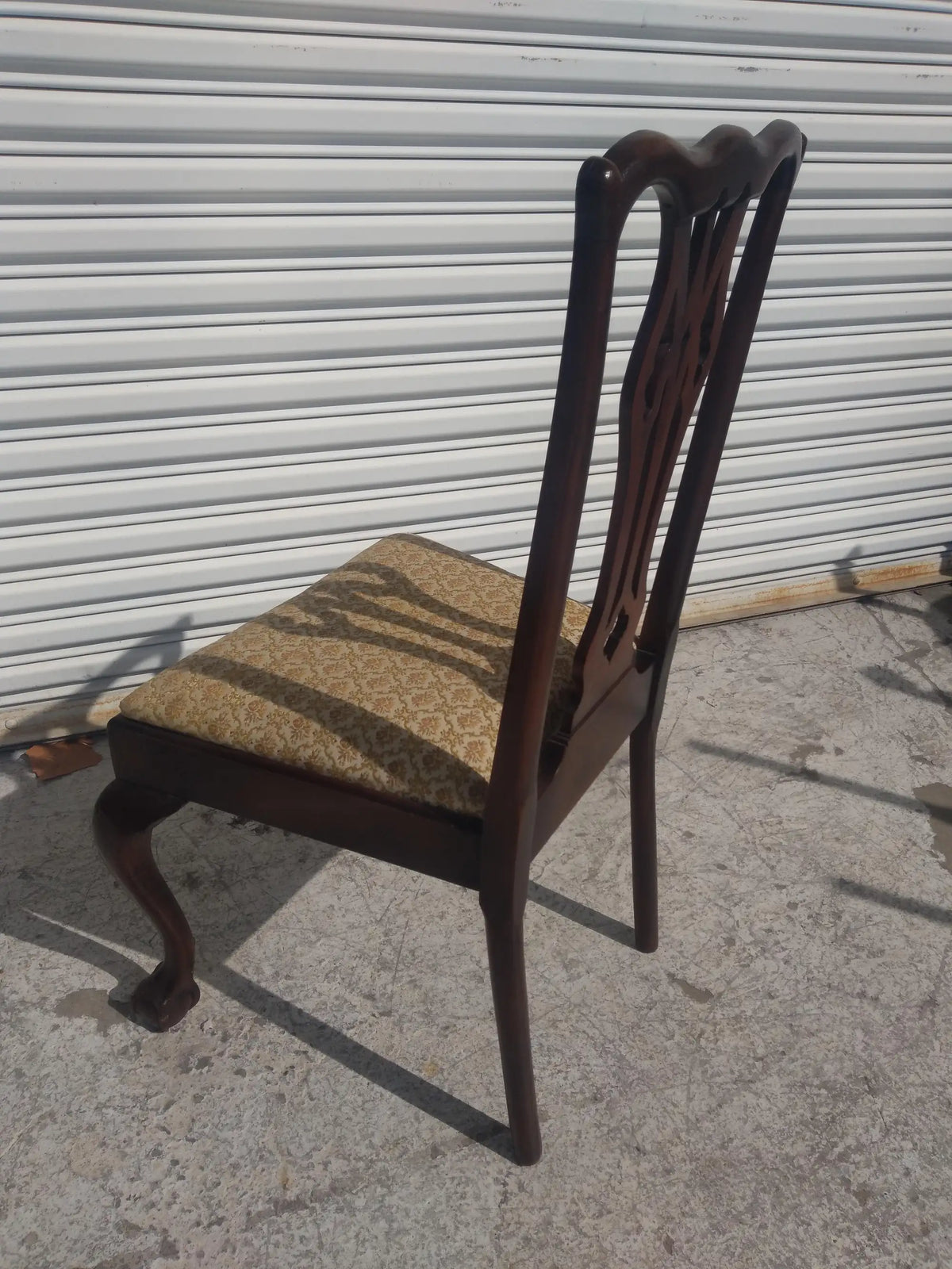 Set of 6 Walnut Chippendale Ball & Claw Style Dining Chairs