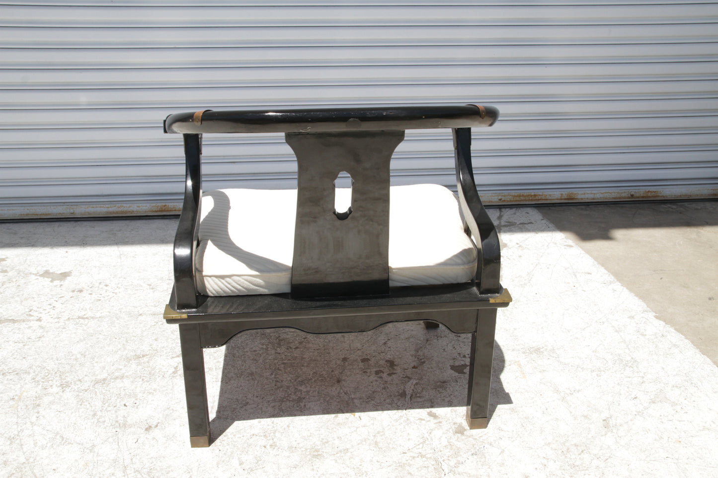 Asian Modern Black Lacquered Horseshoe Back Lounge Chair