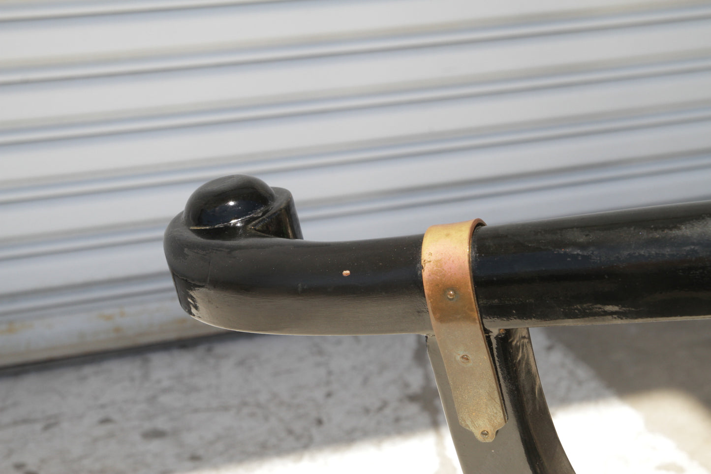 Asian Modern Black Lacquered Horseshoe Back Lounge Chair