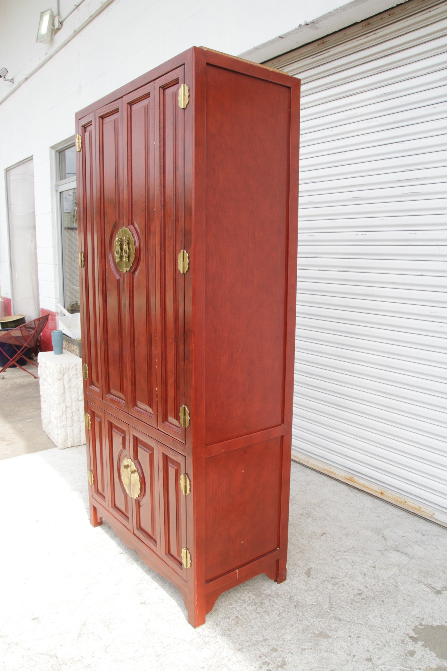 Century Furniture Asian Ming Style Tall Red Lacquer Lighted Dry Bar Cabinet