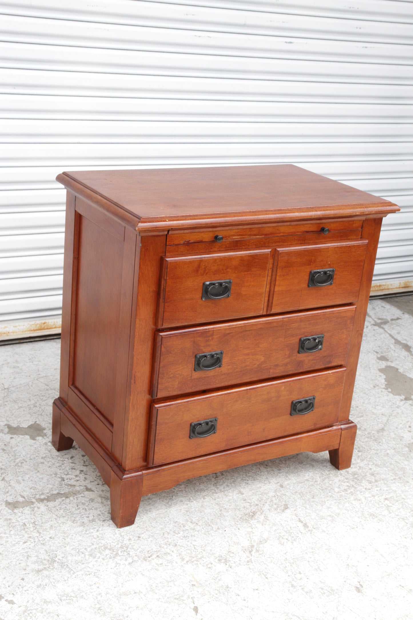 Pair of 3 Drawer Nightstand in Michael's Cherry