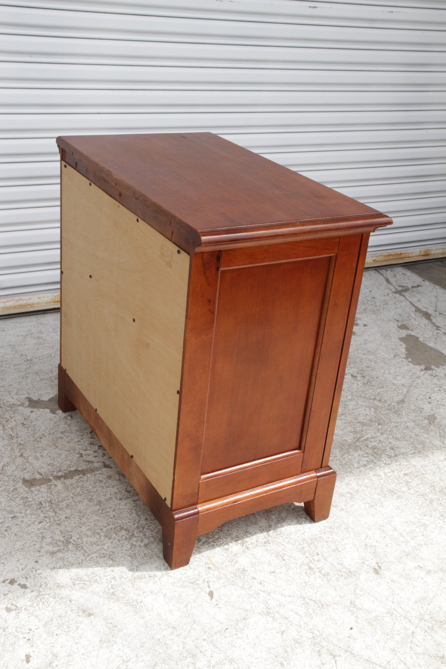 Pair of 3 Drawer Nightstand in Michael's Cherry