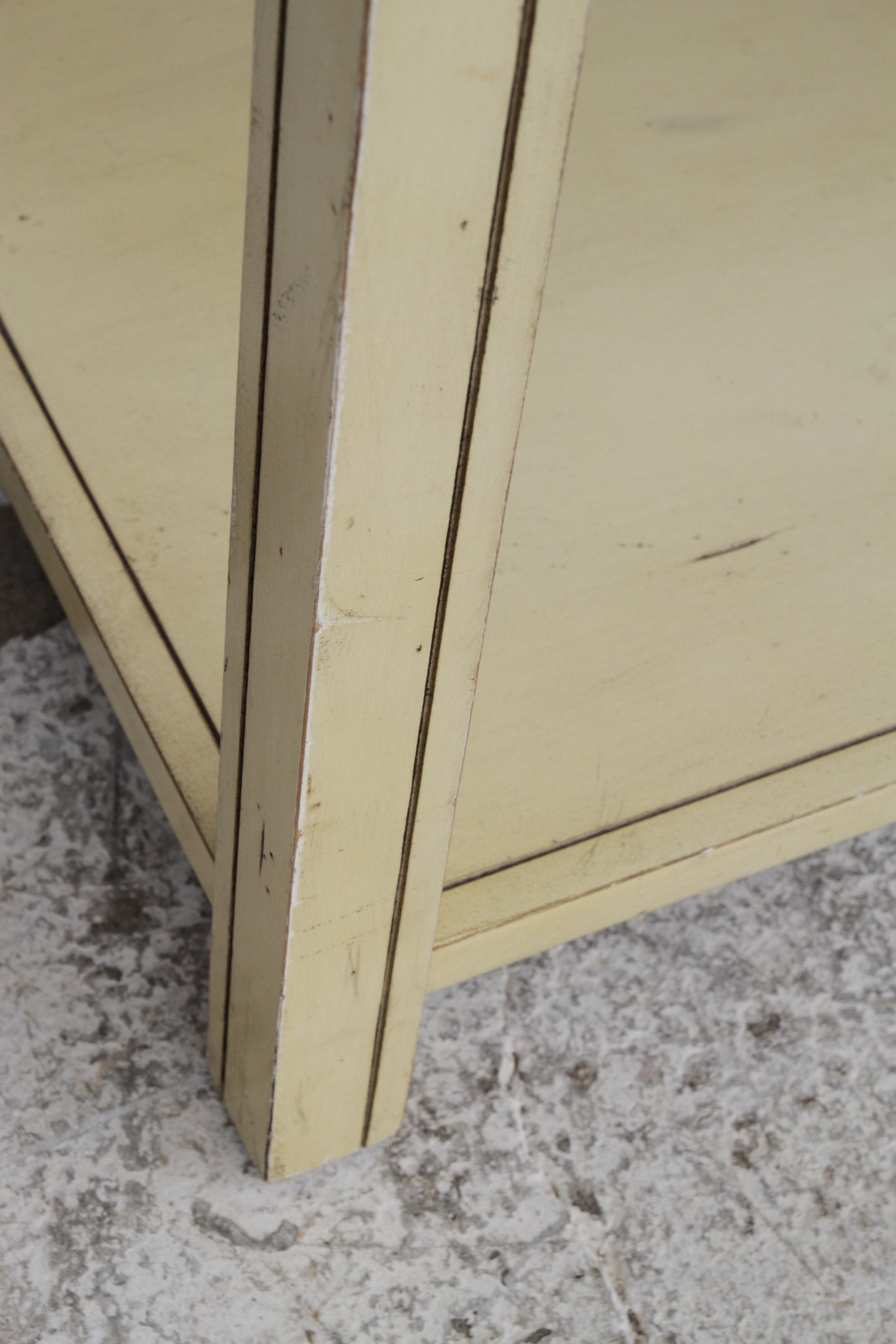 Bellhaven Coastal Cottage Alabaster Rectangular Storage Console Table