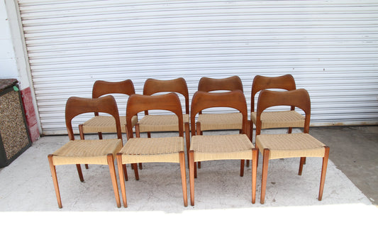 12 Chairs Niels. O Moller 71 teak dining chairs by J.L. Mollers