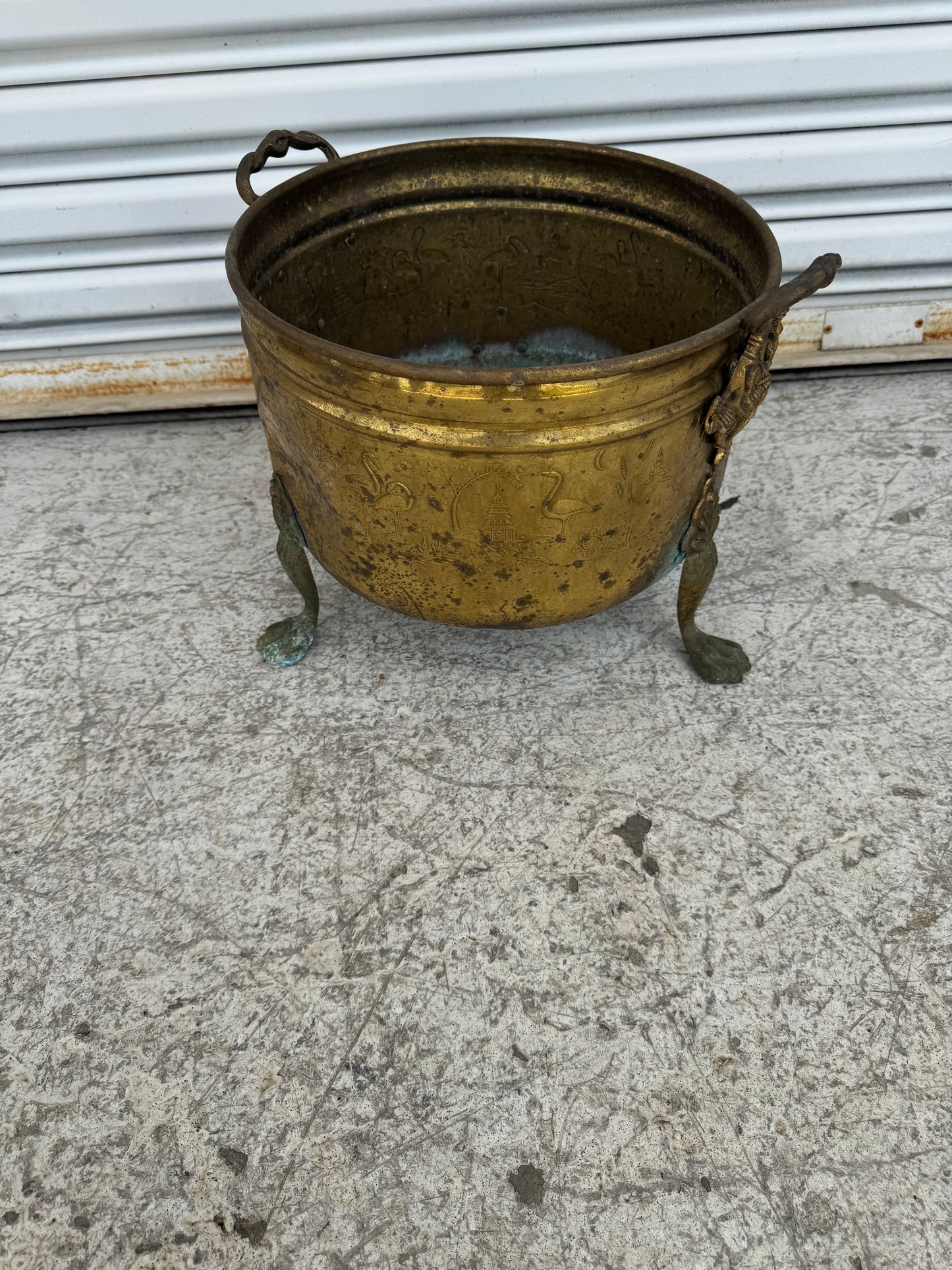 Antique Brass Pot w Brass Legs and Handles