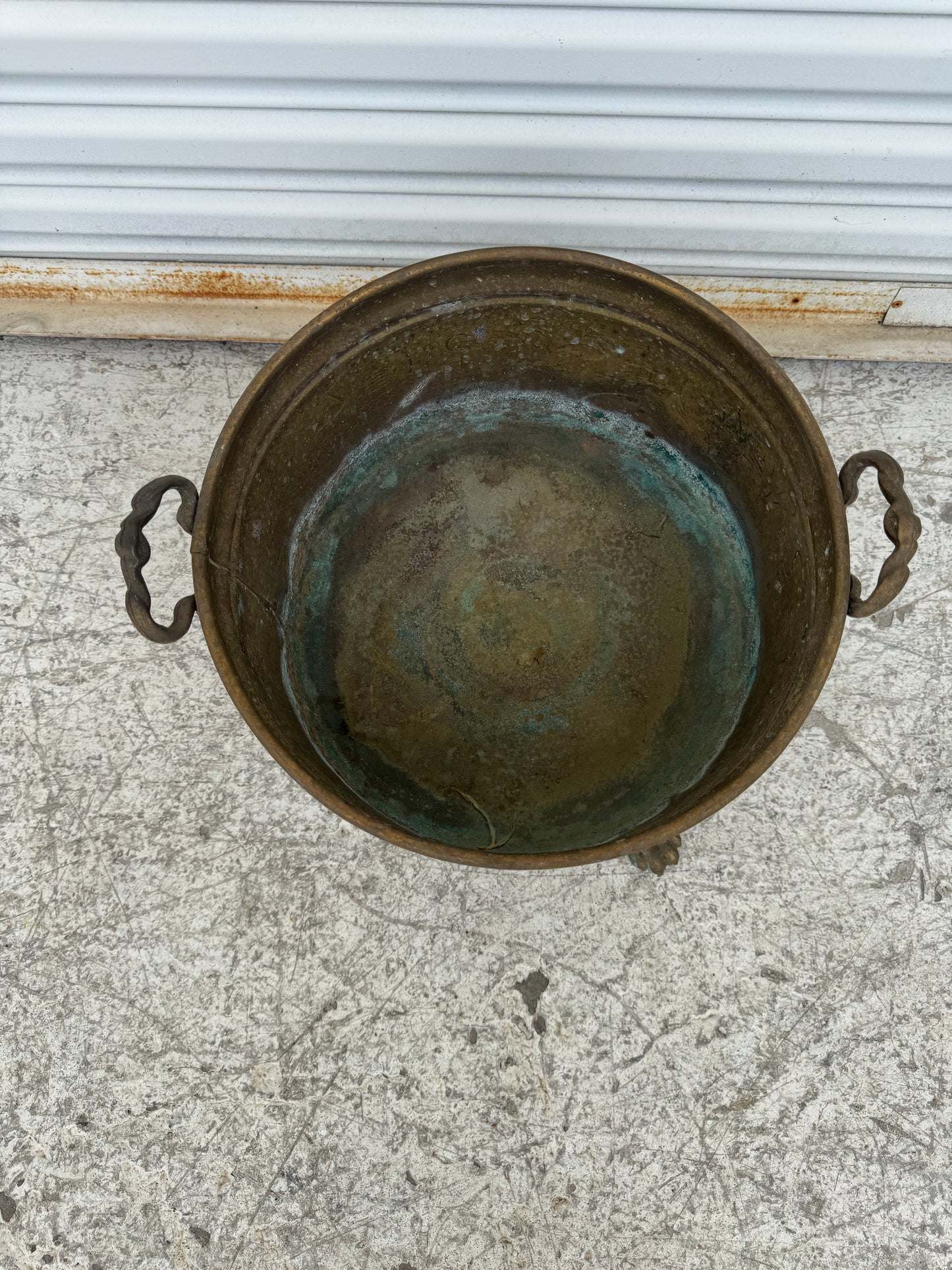 Antique Brass Pot w Brass Legs and Handles