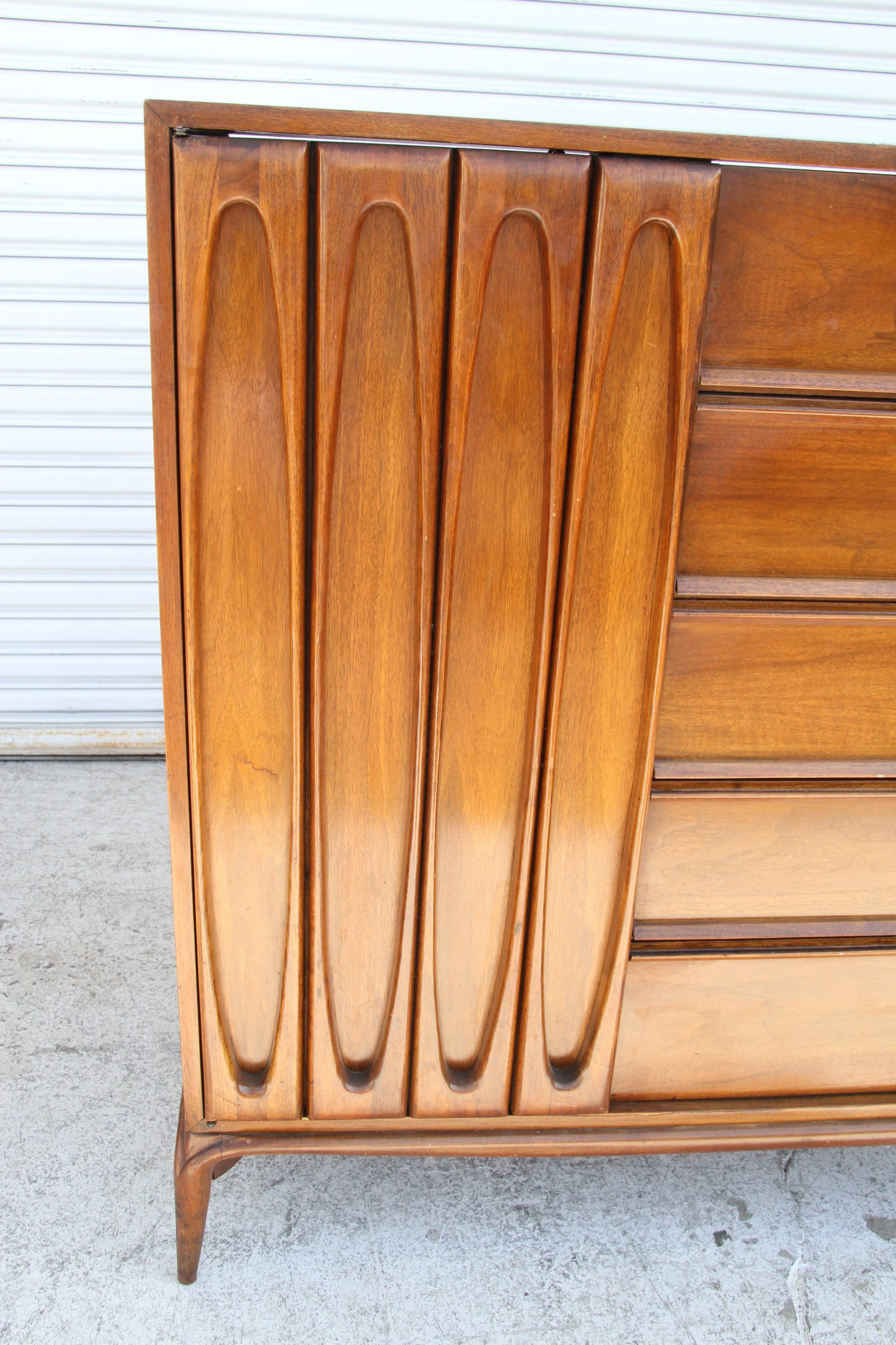 Mid-Century Modern Bedroom Dresser